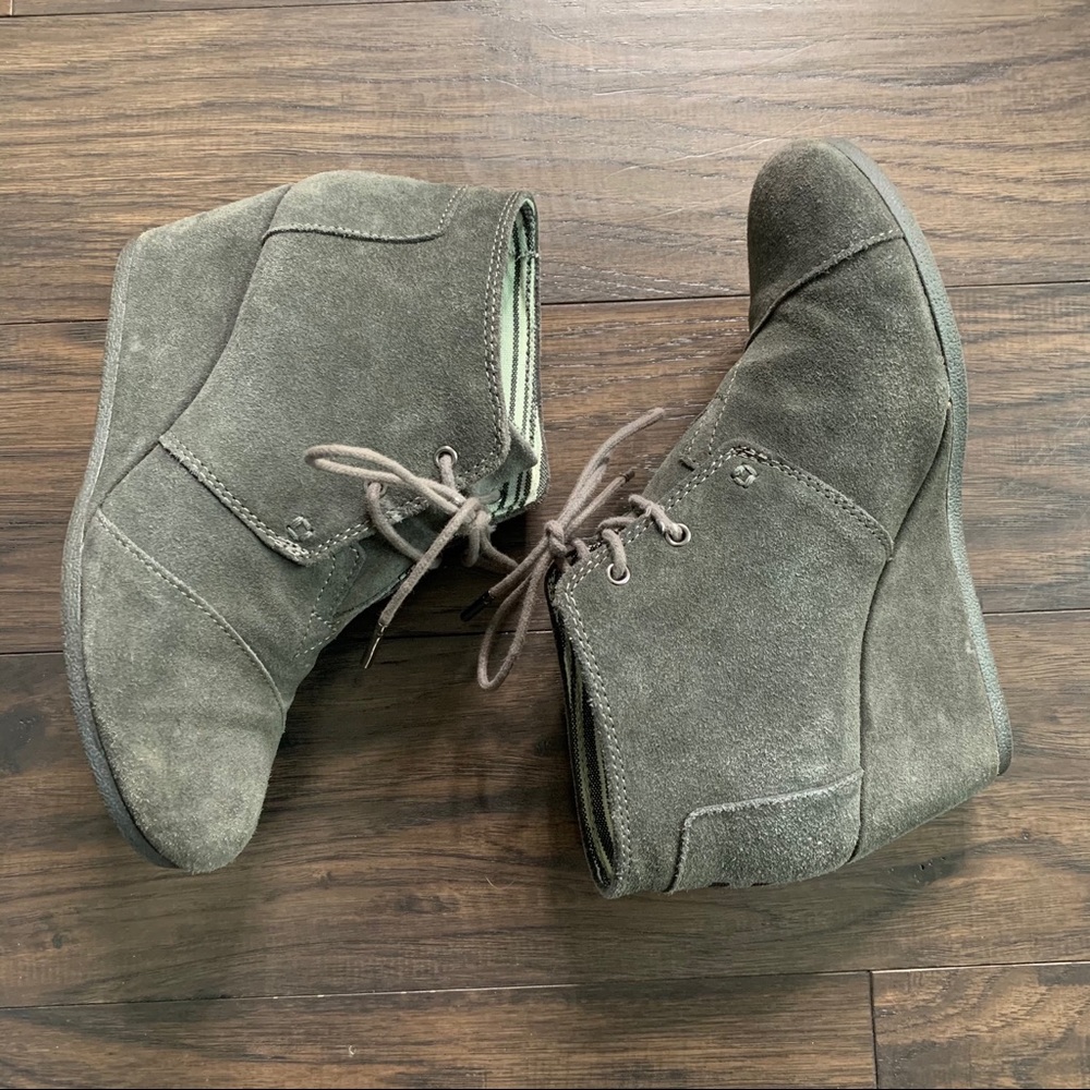 Toms booties size 7.5